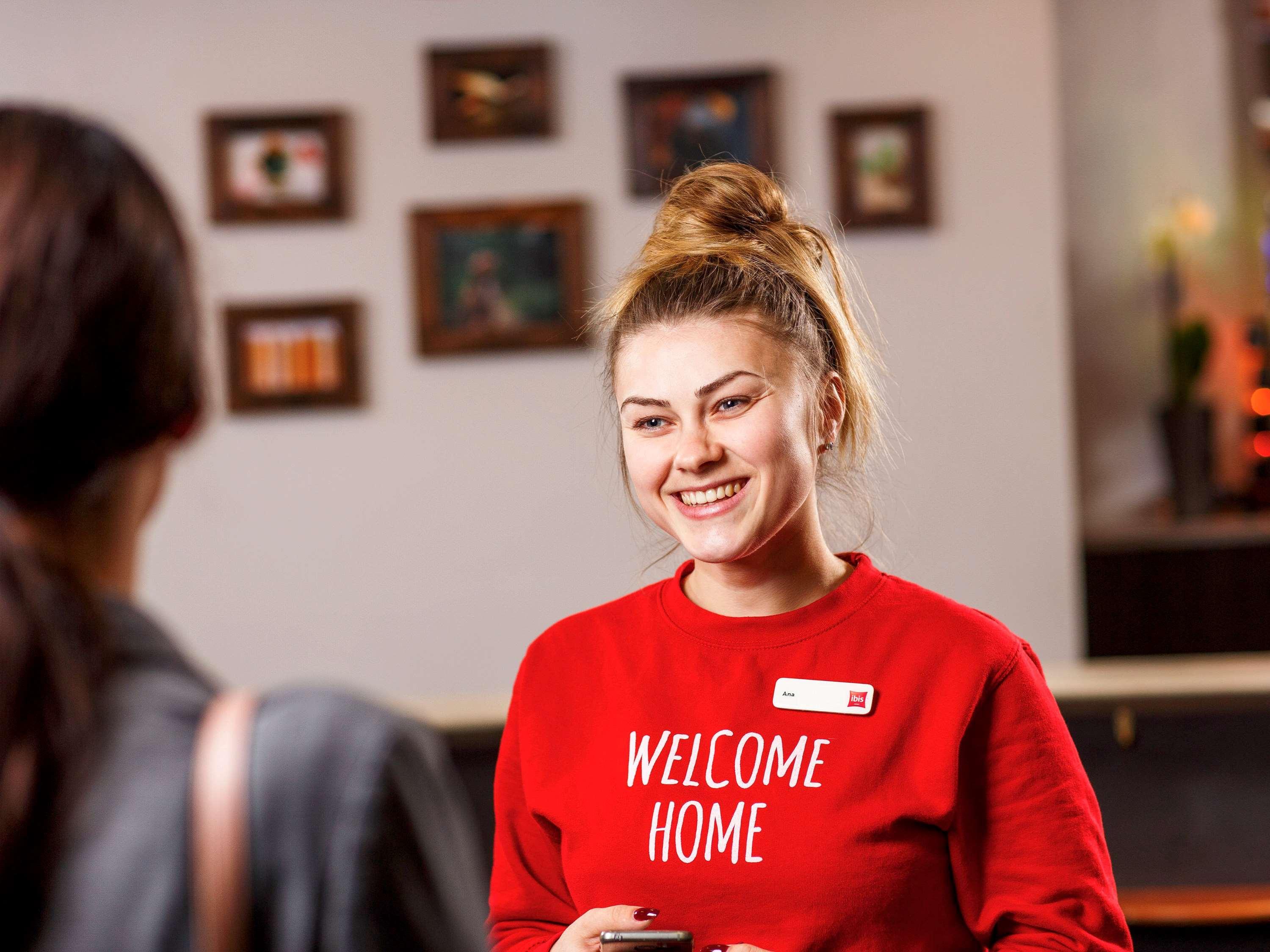 Ibis Hotel Northampton Centre Экстерьер фото