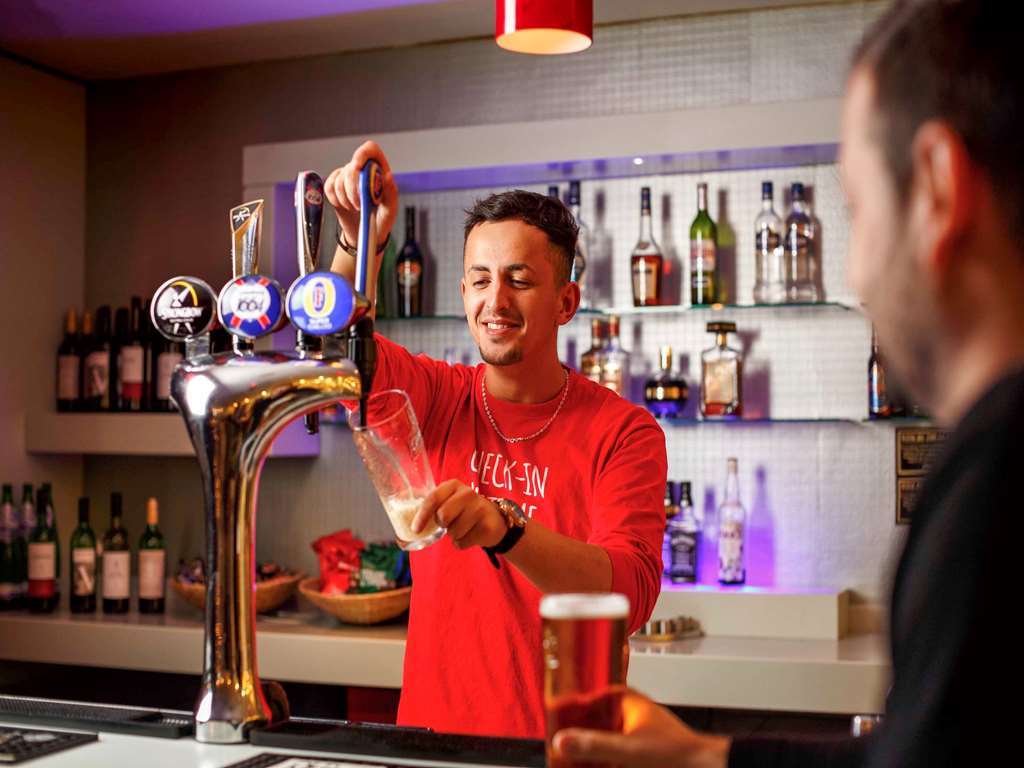Ibis Hotel Northampton Centre Ресторан фото