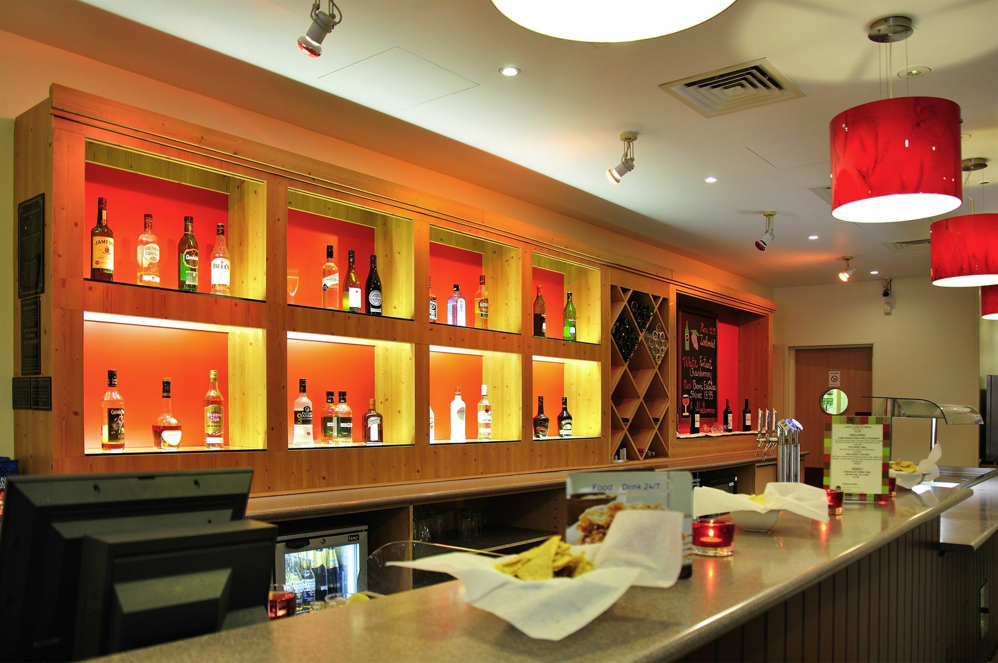 Ibis Hotel Northampton Centre Экстерьер фото