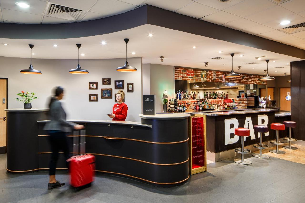 Ibis Hotel Northampton Centre Экстерьер фото