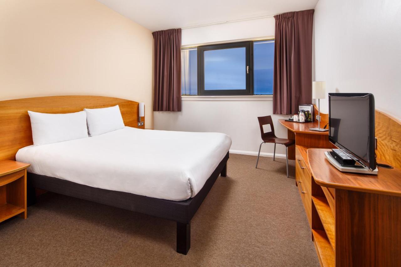 Ibis Hotel Northampton Centre Экстерьер фото